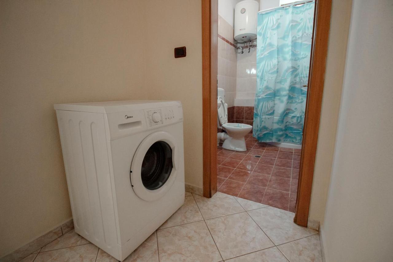 Artur'S Apartment 2 Гирокастра Экстерьер фото