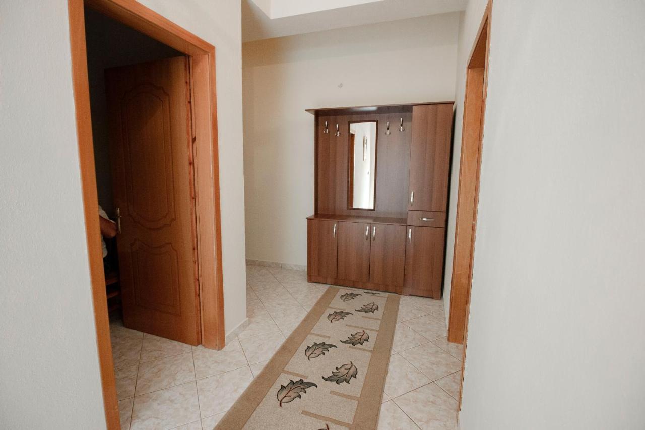 Artur'S Apartment 2 Гирокастра Экстерьер фото